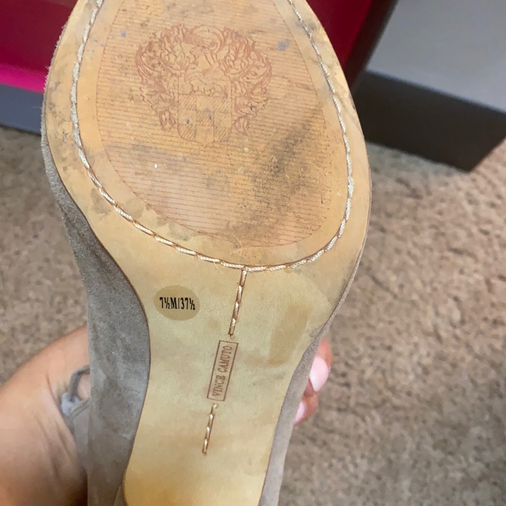 High heel shoes